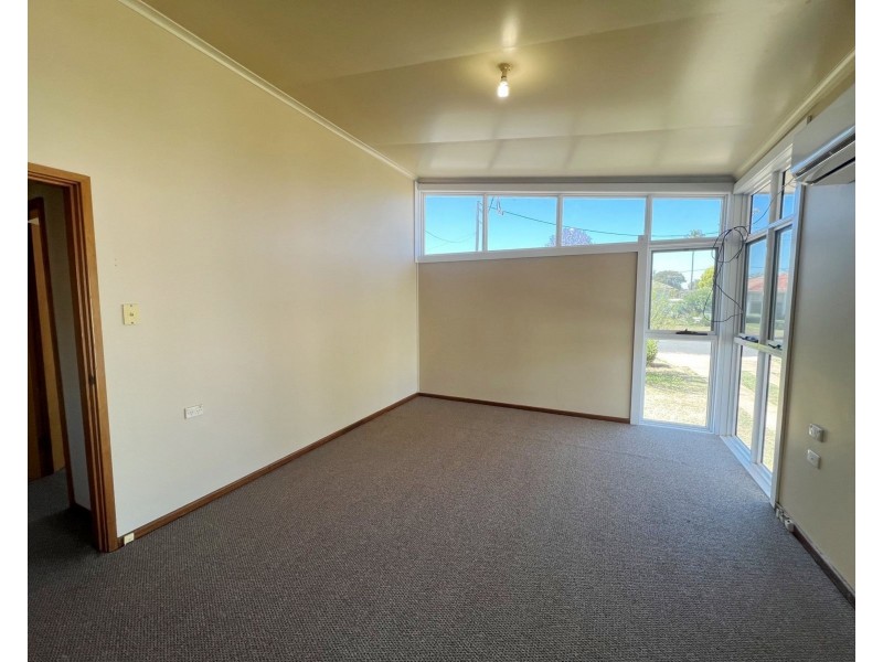 16 Spence Street, Dubbo NSW 2830