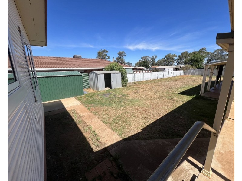 16 Spence Street, Dubbo NSW 2830