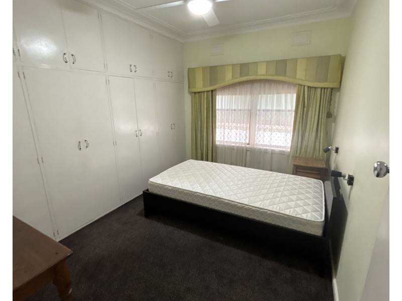 11 Arthur Street, Dubbo NSW 2830