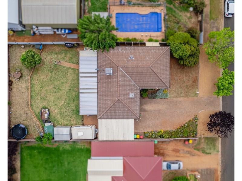 1 Davidson Drive, Dubbo NSW 2830