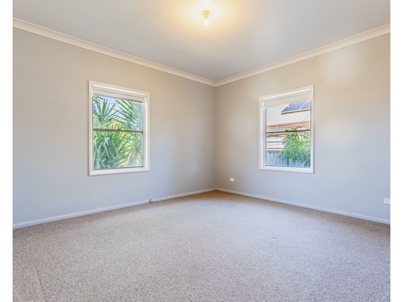28 Fifth Avenue, Narromine NSW 2821