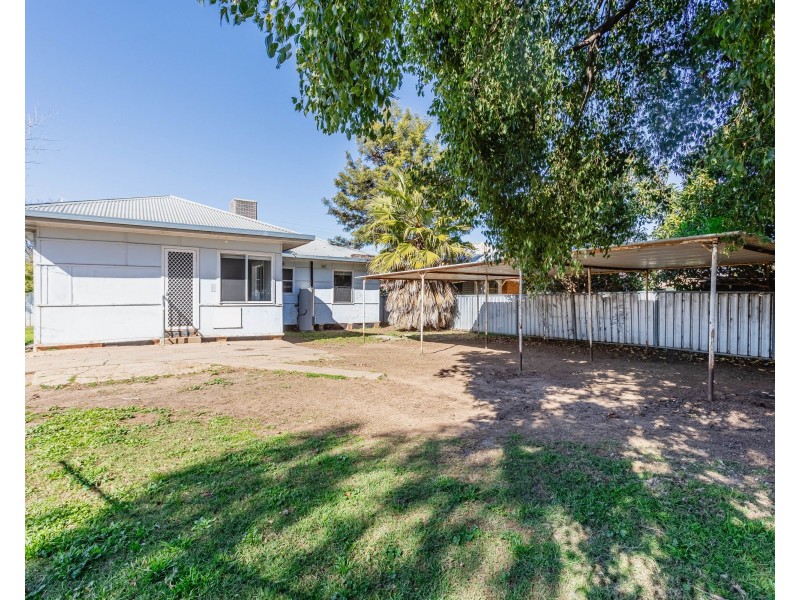 28 Fifth Avenue, Narromine NSW 2821