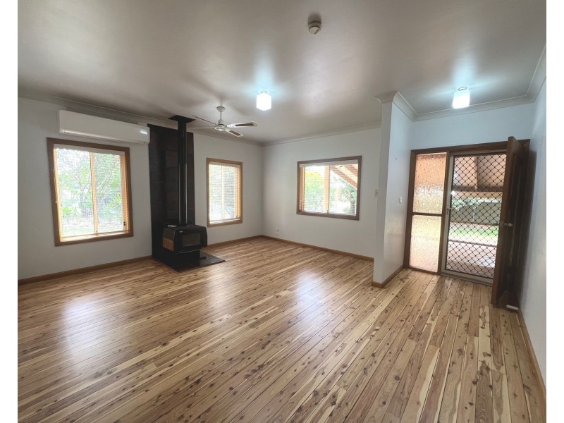 4 Light Place, Dubbo NSW 2830