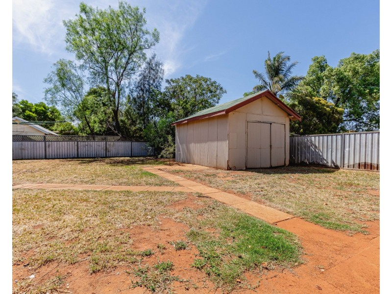 10 Leavers Street, Dubbo NSW 2830