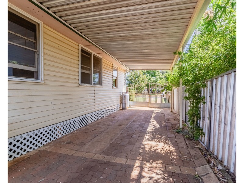 38 Leavers Street, Dubbo NSW 2830