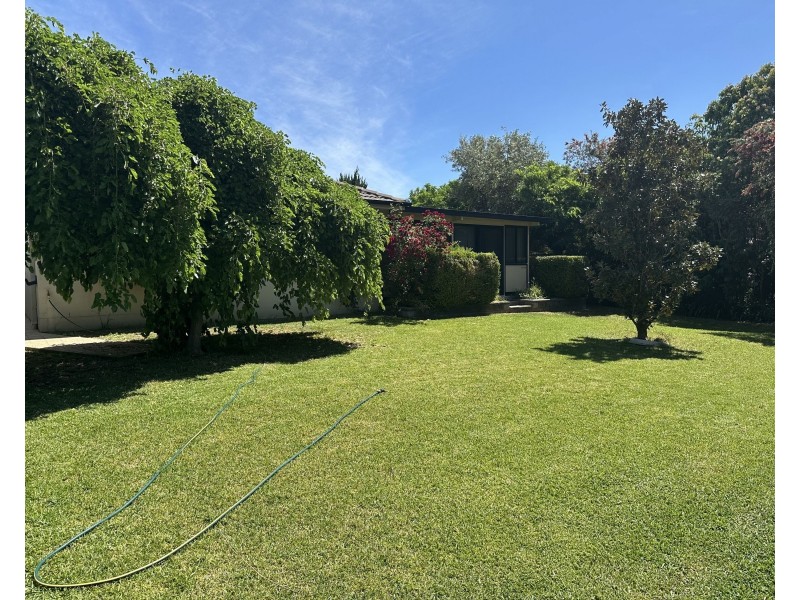 4 Turnberry Terrace, Dubbo NSW 2830