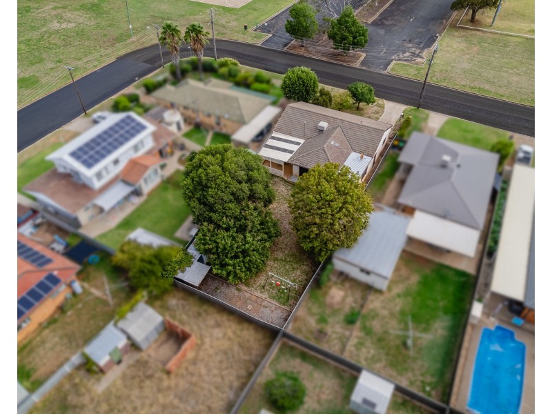 52 Howard Avenue, Dubbo NSW 2830