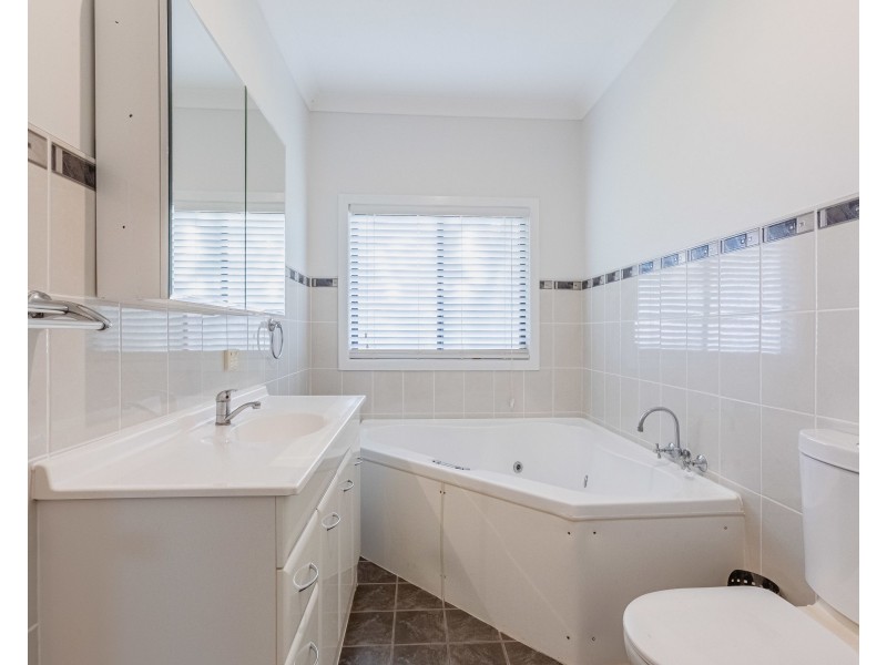 38 Bennett Street, Dubbo NSW 2830