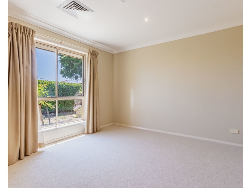 12 Lachlan Way, Dubbo NSW 2830