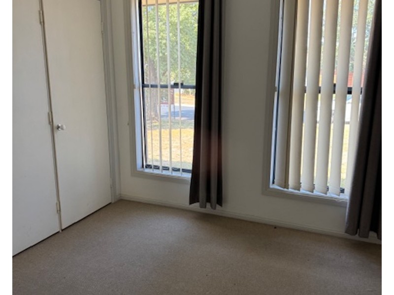 49 Meadowbank Drive, Dubbo NSW 2830