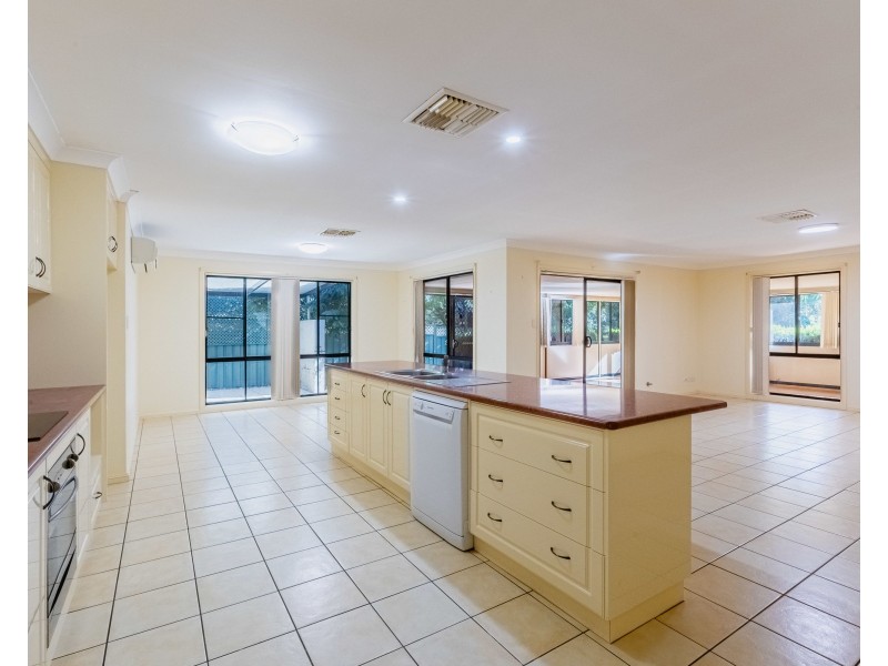 4 Turnberry Terrce, Dubbo NSW 2830