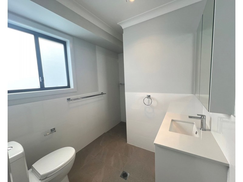 75 Magnolia Boulevard, Dubbo NSW 2830
