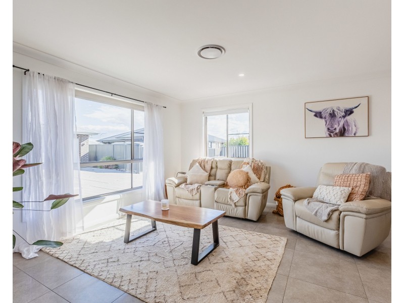 19A Bradford Circuit, Dubbo NSW 2830