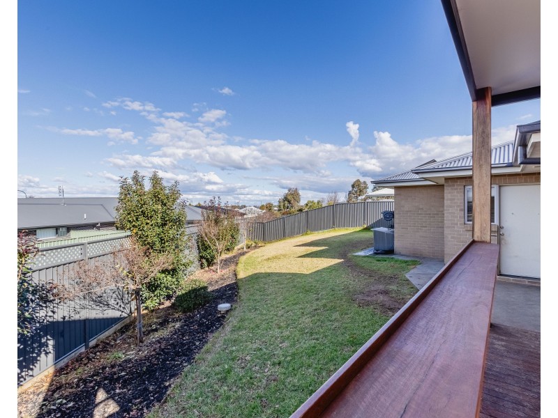 19A Bradford Circuit, Dubbo NSW 2830
