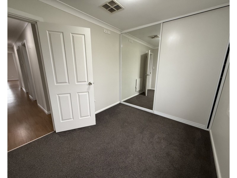 2 Wilkins Street, Dubbo NSW 2830