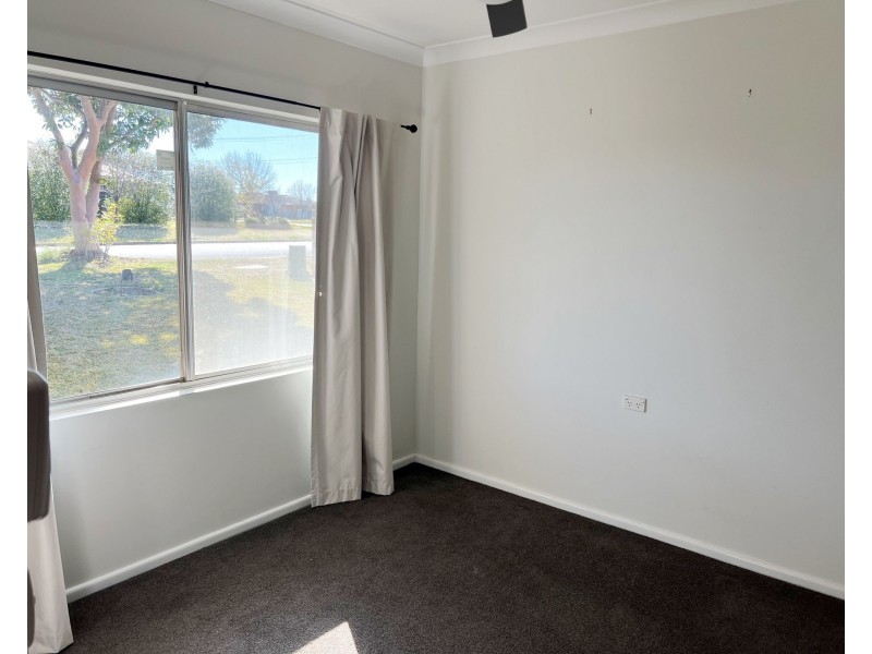 4 Keane Avenue, Dubbo NSW 2830