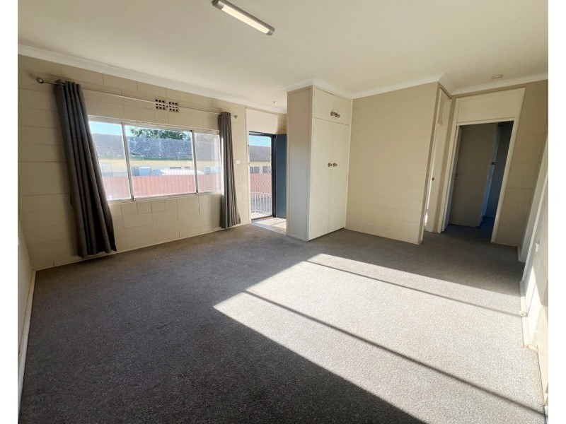 2/23 Elizabeth Street, Dubbo NSW 2830