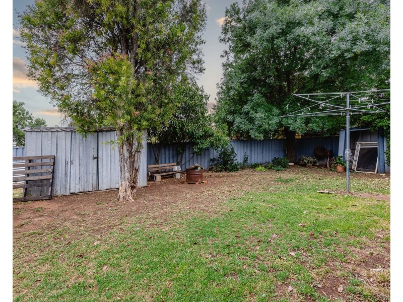 12 Houston Drive, Dubbo NSW 2830