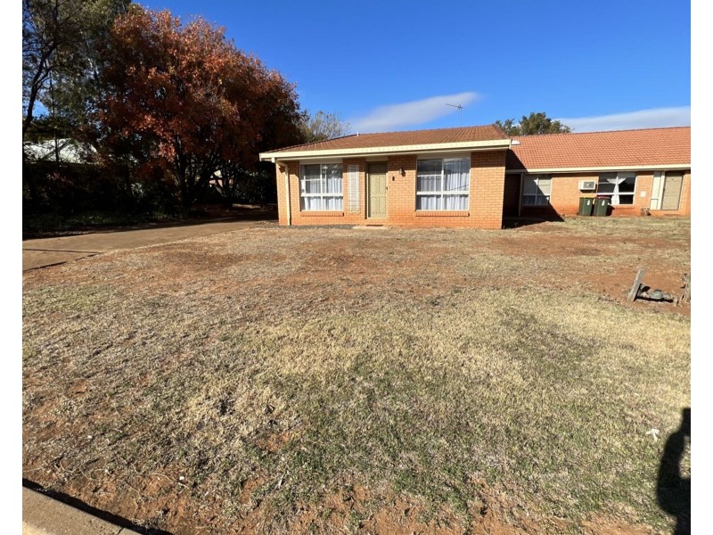 1/19 Bedford Avenue, Dubbo NSW 2830