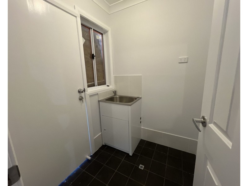 5 Collins Avenue, Dubbo NSW 2830