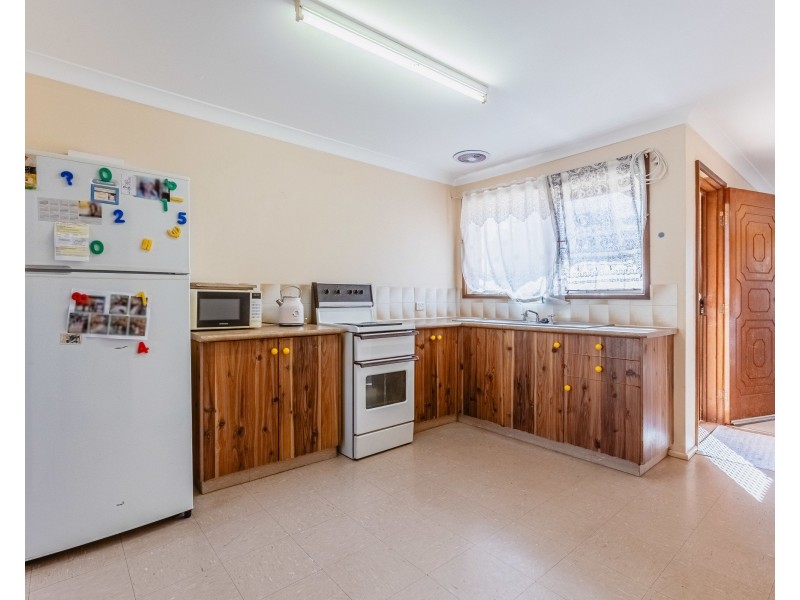 2/33 Springfield Way, Dubbo NSW 2830