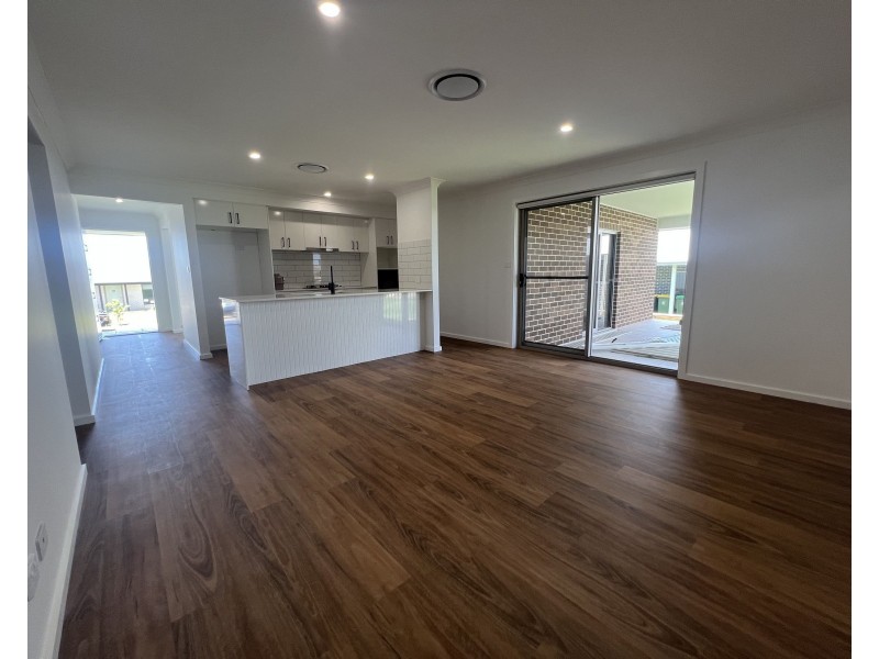 25 Chrisbrook Terrace, Dubbo NSW 2830