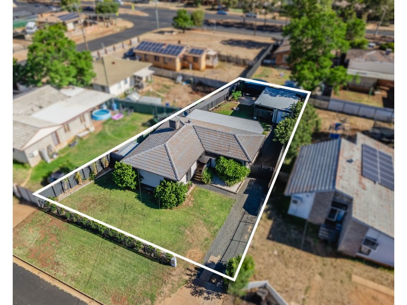 17 Houston Drive, Dubbo NSW 2830