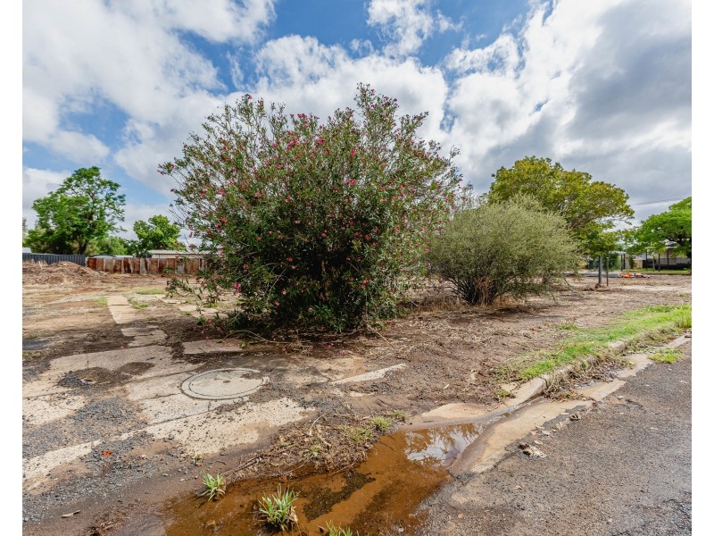 10 Wattle Street, Dubbo NSW 2830