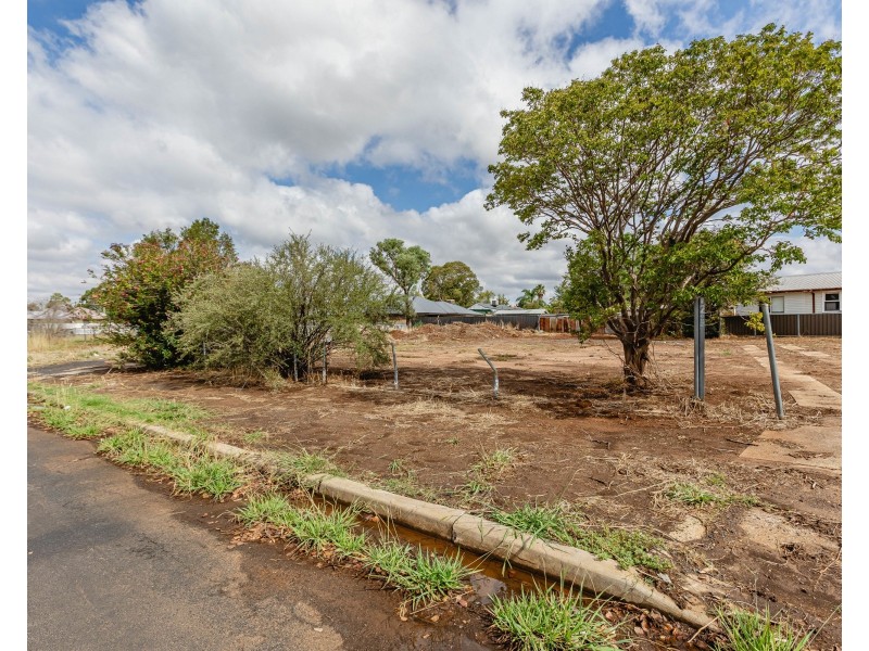 10 Wattle Street, Dubbo NSW 2830