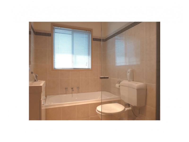 11 Muller Street, Dubbo NSW 2830