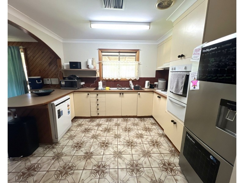 381 Wheelers Lane, Dubbo NSW 2830
