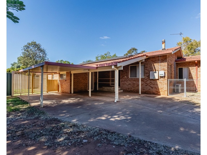4 Light Place, Dubbo NSW 2830