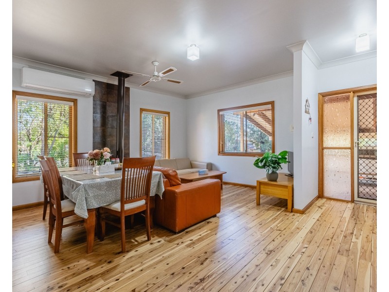 4 Light Place, Dubbo NSW 2830