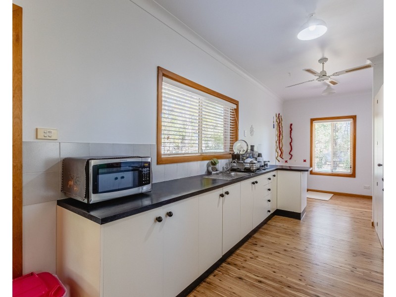 4 Light Place, Dubbo NSW 2830