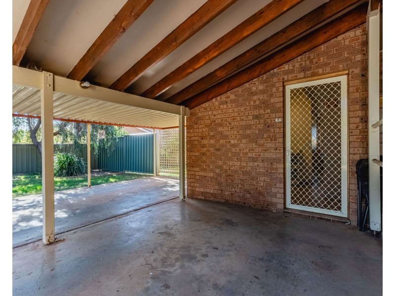4 Light Place, Dubbo NSW 2830