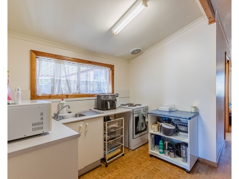 4 Light Place, Dubbo NSW 2830