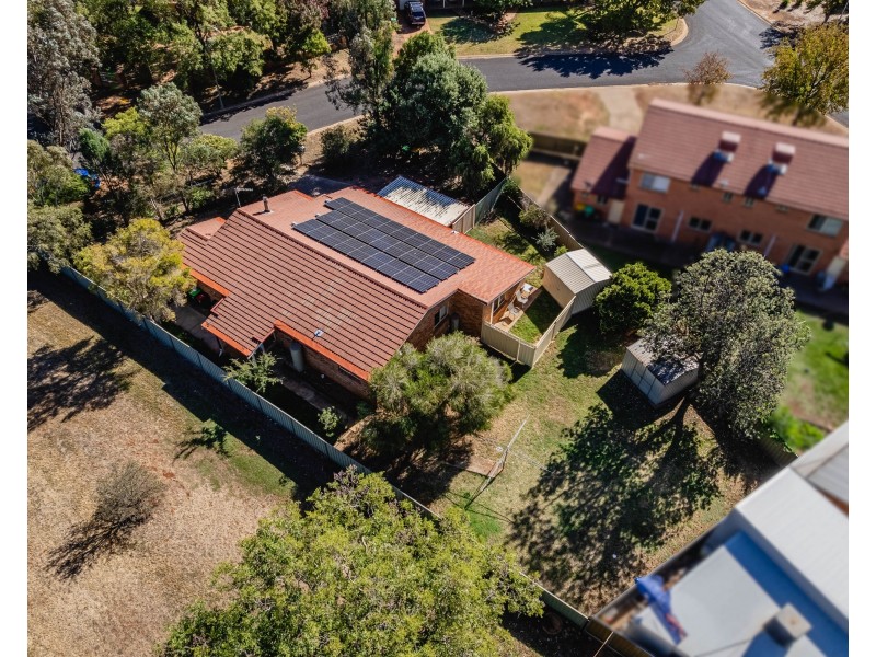 4 Light Place, Dubbo NSW 2830
