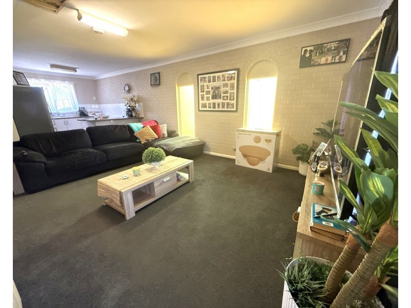 1/4 Forrest Crescent, Dubbo NSW 2830