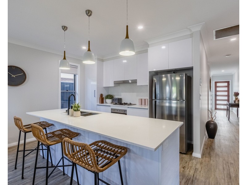 35 Bradford Circuit, Dubbo NSW 2830