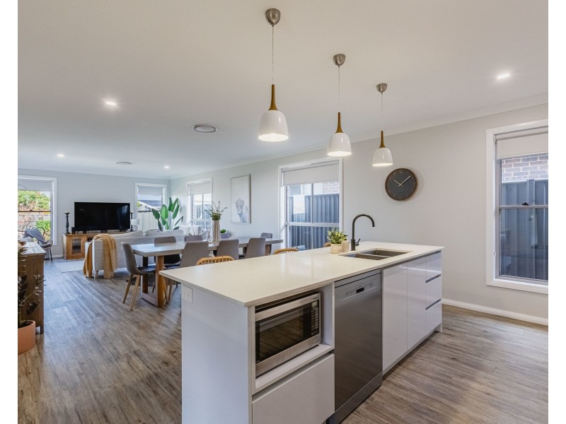 35 Bradford Circuit, Dubbo NSW 2830