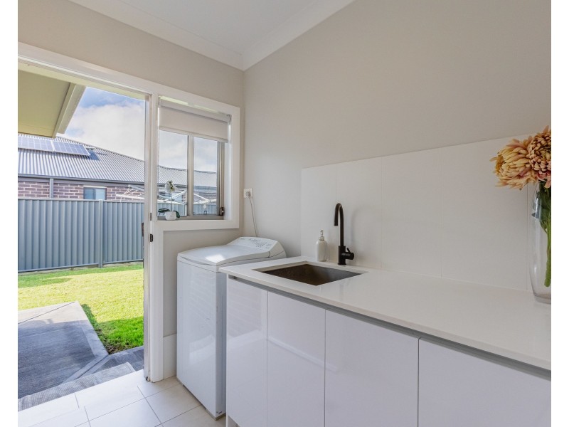 35 Bradford Circuit, Dubbo NSW 2830