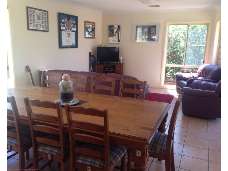 9R Debeaufort Drive, Dubbo NSW 2830