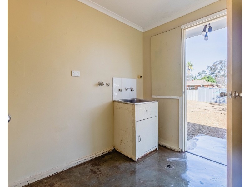 9 Houston Drive, Dubbo NSW 2830