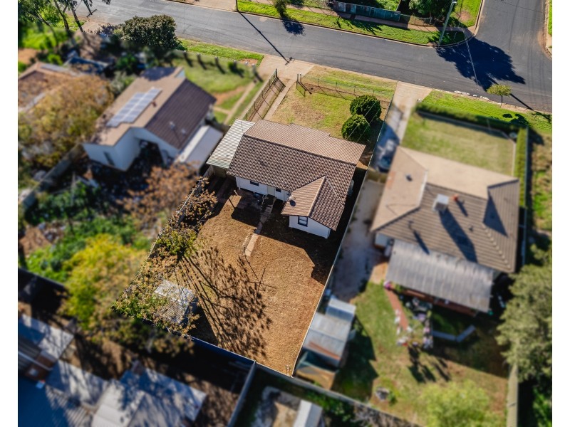 9 Houston Drive, Dubbo NSW 2830