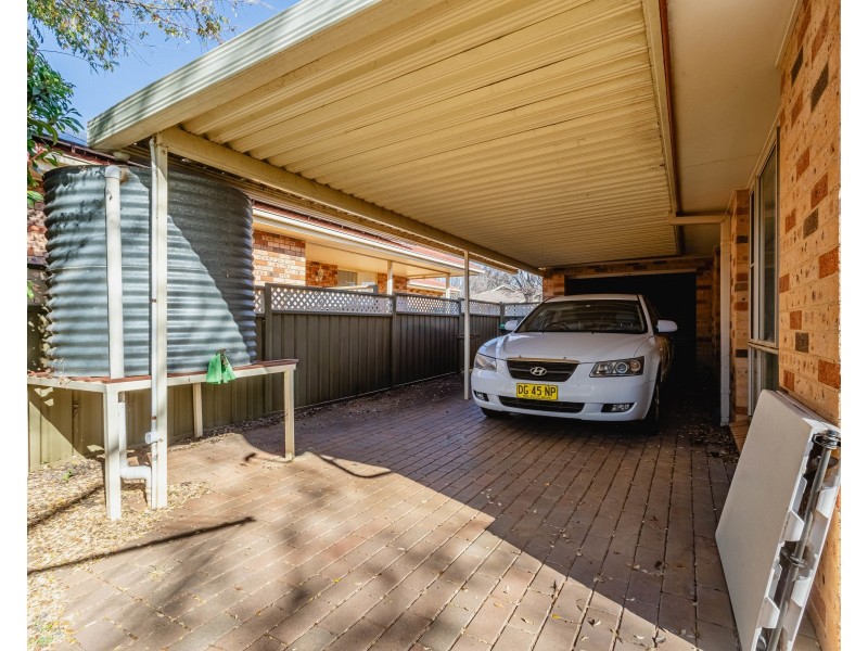 2 Carling Court, Dubbo NSW 2830