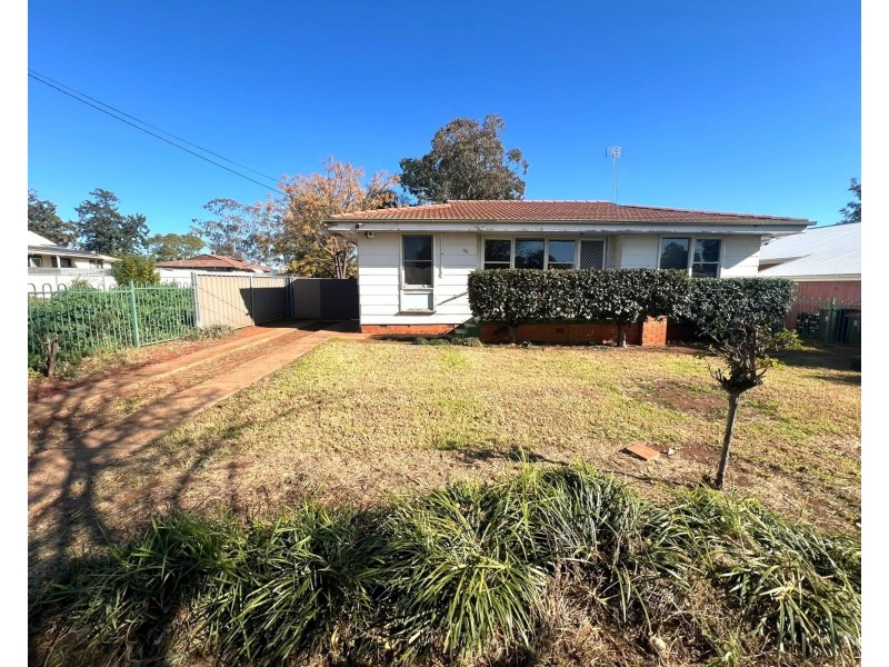 25 Columbia Drive, Dubbo NSW 2830