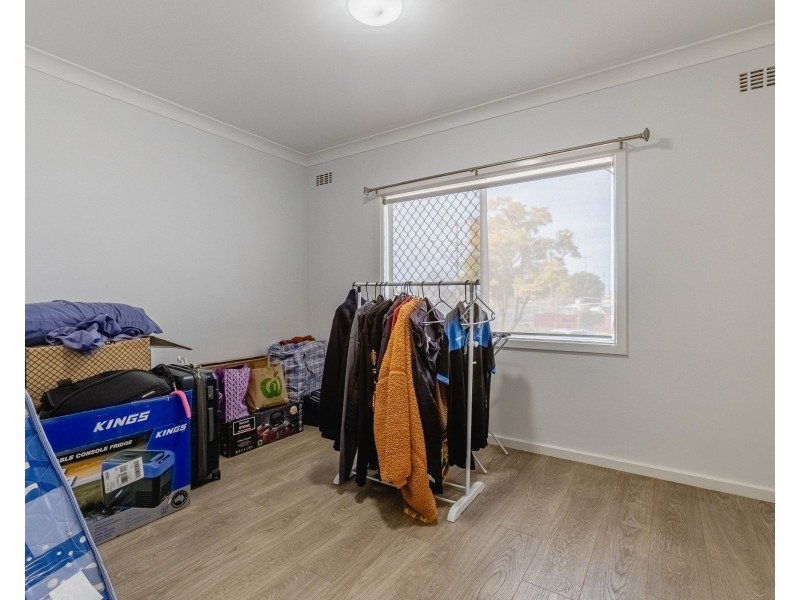 12 Mingelo Street, Narromine NSW 2821