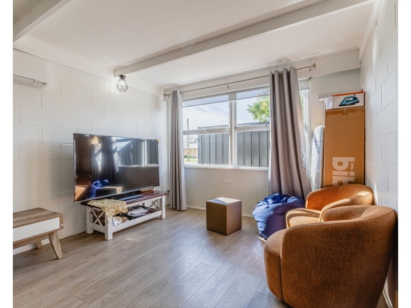 12 Mingelo Street, Narromine NSW 2821