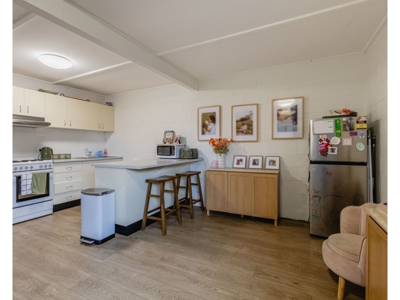 12 Mingelo Street, Narromine NSW 2821