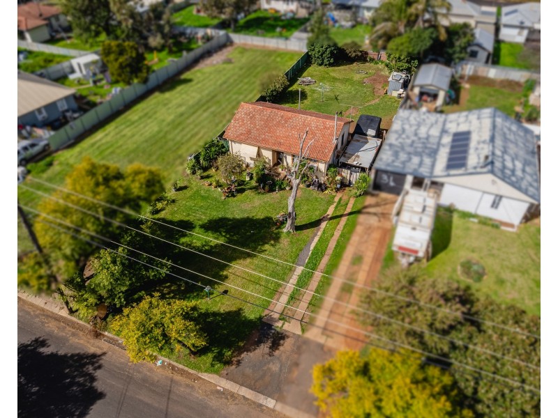 32 Alcheringa Street, Dubbo NSW 2830